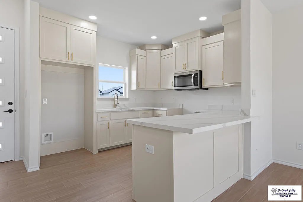 17971 Spruce Street · 2