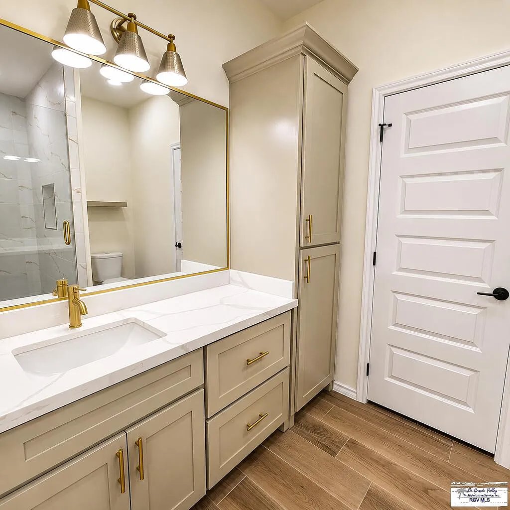 17993 Spruce Street · 3